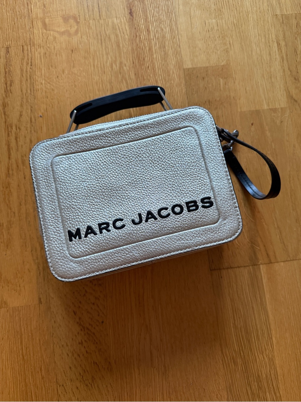 Used* Marc Jacobs Box 20 bag